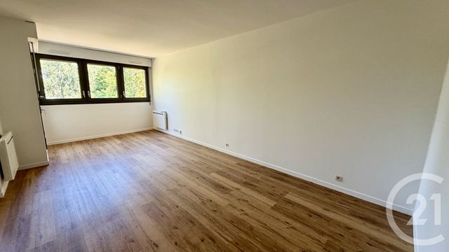 Appartement à louer - 2 pièces - 56.44 m2 - ENGHIEN LES BAINS - 95 - ILE-DE-FRANCE - Century 21 Val-Ombreux