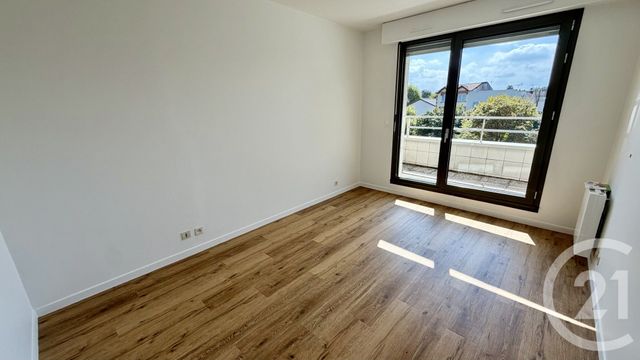 Appartement à louer - 2 pièces - 56.44 m2 - ENGHIEN LES BAINS - 95 - ILE-DE-FRANCE - Century 21 Val-Ombreux