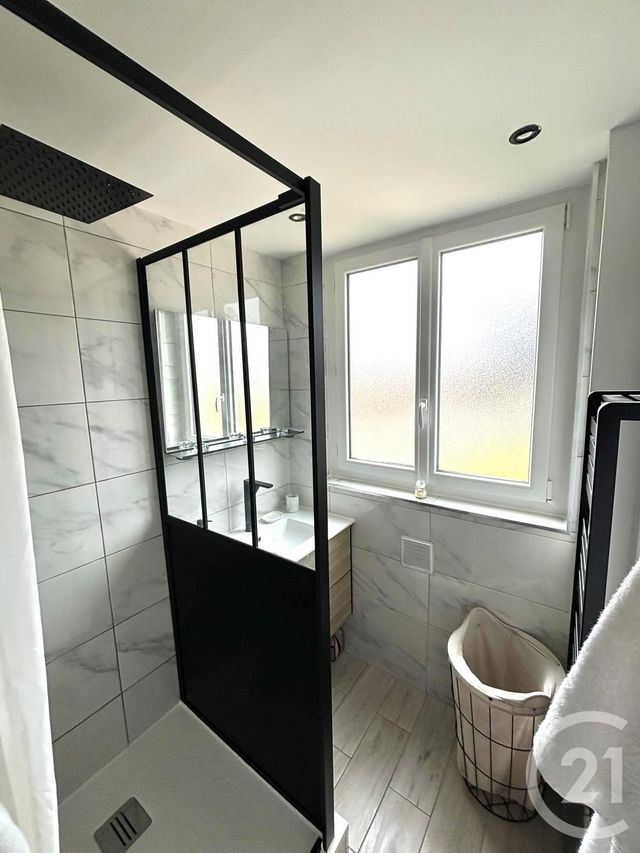 Appartement F2 à louer - 2 pièces - 41.0 m2 - SOISY SOUS MONTMORENCY - 95 - ILE-DE-FRANCE - Century 21 Val-Ombreux
