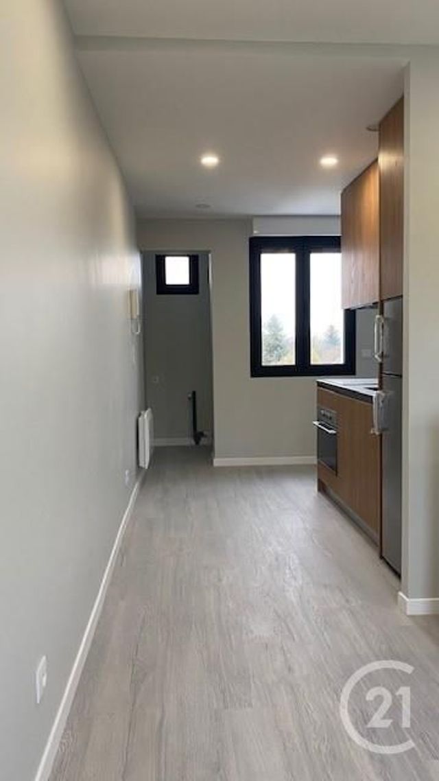 Appartement F1 à louer - 1 pièce - 22.9 m2 - SOISY SOUS MONTMORENCY - 95 - ILE-DE-FRANCE - Century 21 Val-Ombreux