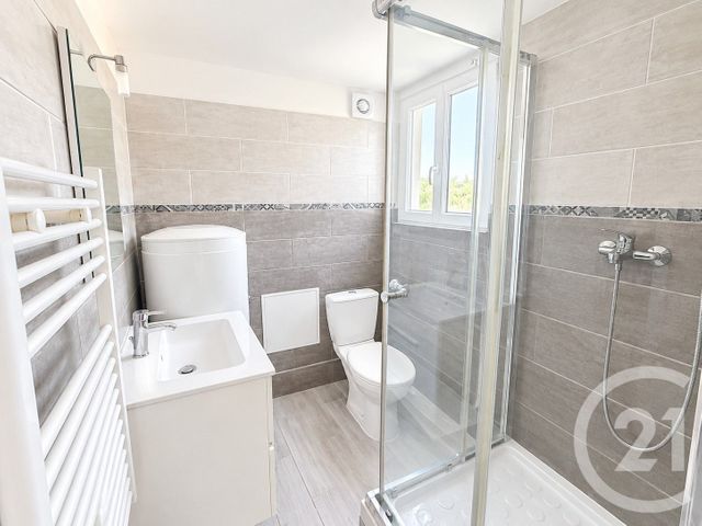 Appartement F1 à louer - 1 pièce - 22.42 m2 - MAURECOURT - 78 - ILE-DE-FRANCE - Century 21 Val-Ombreux