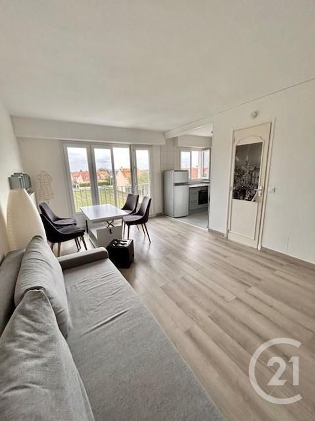Appartement Studio à louer - 1 pièce - 27.67 m2 - CONFLANS STE HONORINE - 78 - ILE-DE-FRANCE - Century 21 Val-Ombreux