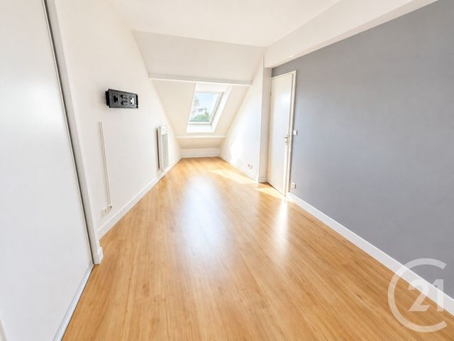 Appartement F2 à louer - 2 pièces - 45.72 m2 - SOISY SOUS MONTMORENCY - 95 - ILE-DE-FRANCE - Century 21 Val-Ombreux