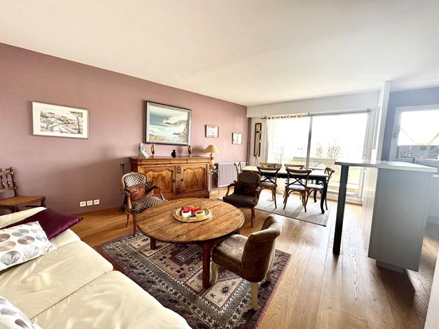 Appartement F4 à vendre - 4 pièces - 78.11 m2 - SOISY SOUS MONTMORENCY - 95 - ILE-DE-FRANCE - Century 21 Val-Ombreux